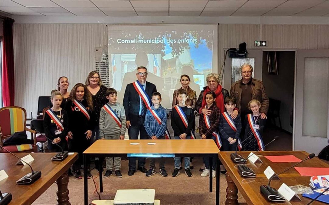 🇫🇷 Installation du conseil municipal des enfants 🇫🇷